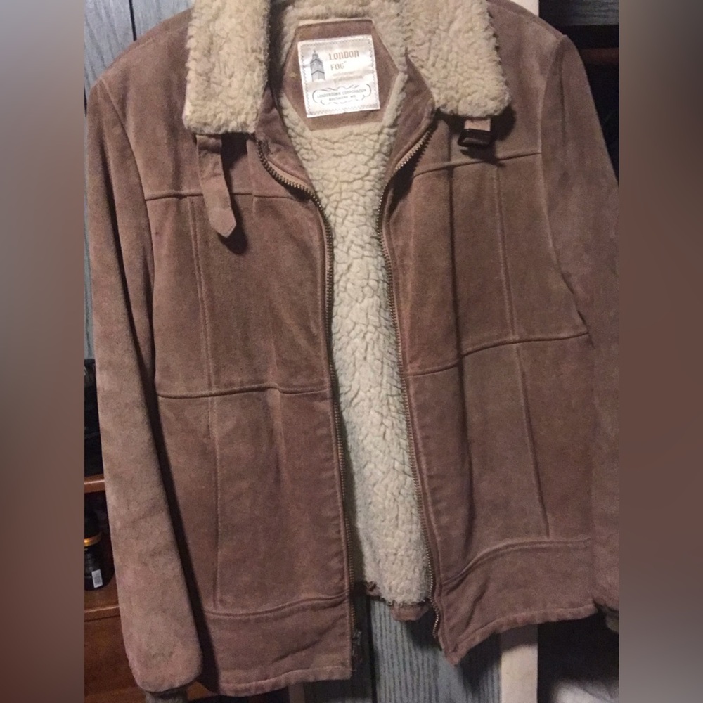 London Fog Vintage Leather Jacket, Sheep wool interior and collar. Professional.